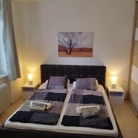 Amazing Flat In Old Town With Large Balcony Leilighet Bratislava Eksteriør bilde
