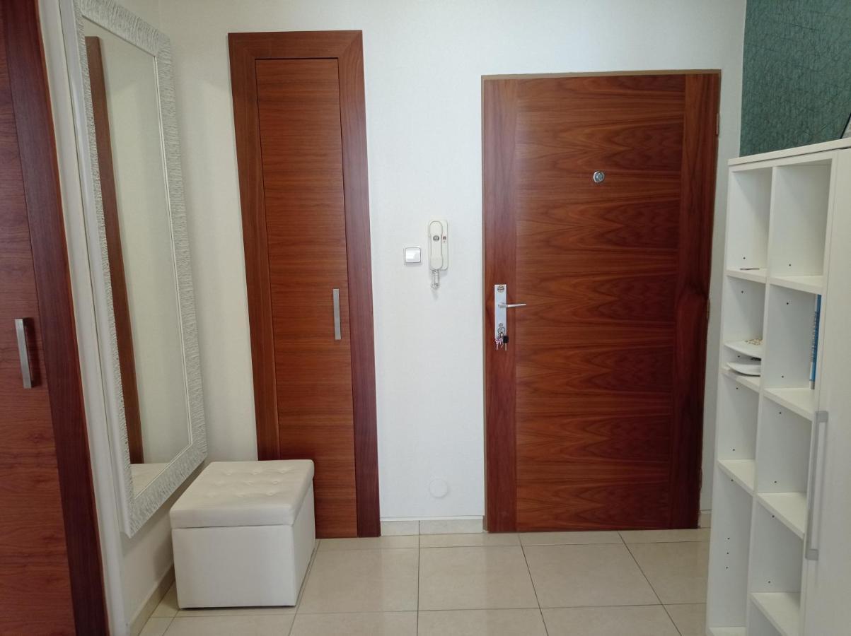 Amazing Flat In Old Town With Large Balcony Leilighet Bratislava Eksteriør bilde